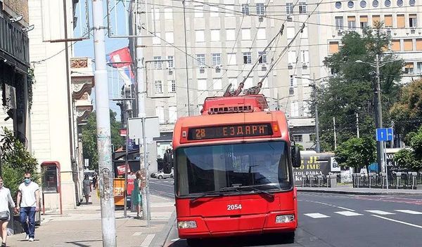 Image for Povučeni trolejbusi i tramvaji