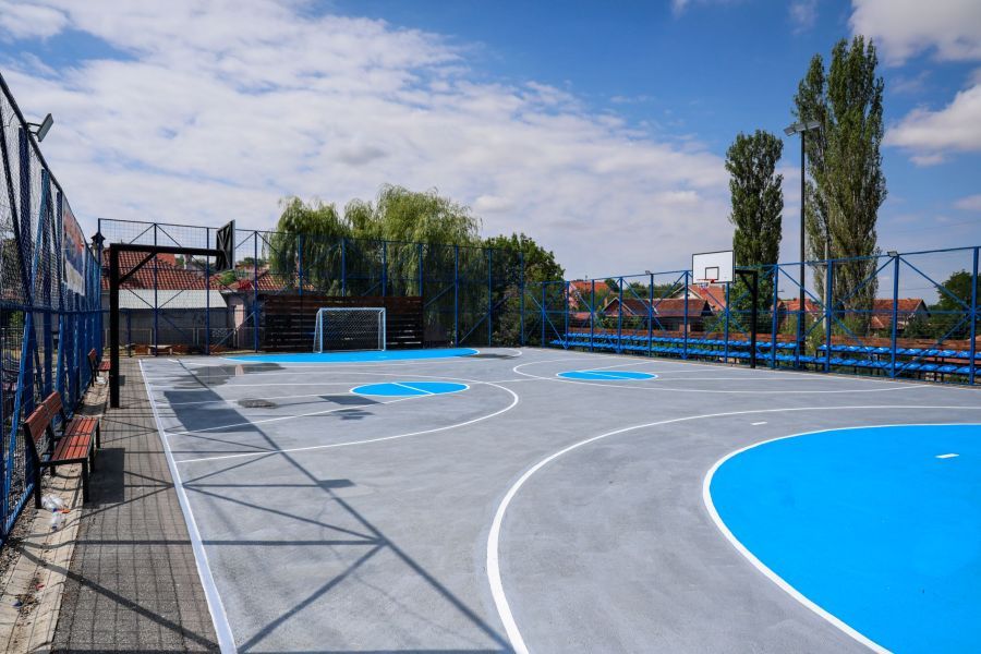 Image for Teren na Kosovu za decu