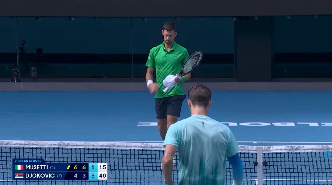 Image for Đoković u polufinalu, Muzeti vodio 2:0 u setovima pa predao meč
