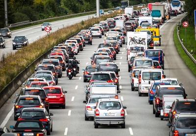 Image for Međunarodna agencija za energiju: Vozite manje i sporije!