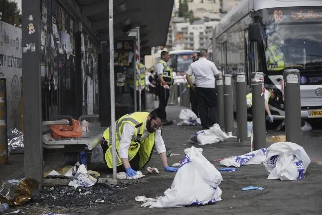 Image for Izraelske vlasti: Palestinci pucali na autobuskoj stanici u Jerusalimu, ubili šest ljudi