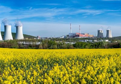 Image for Srbija i UAE veruju u nuklearke