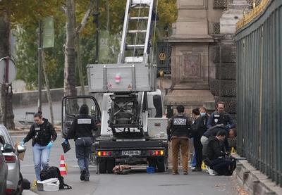 Image for Ukraden nakit neprocenjive vrednosti iz Luvra