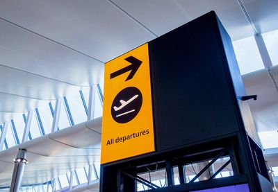 Image for U Velikoj Britaniji 1300 otkazanih letova zbog problema sa kontrolom letenja - kontinuirani poremećaji na londonskim aerodromima