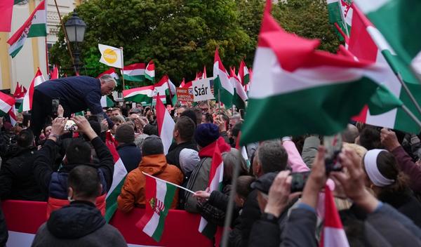 Image for Mađari biraju između Mađara i Orbana