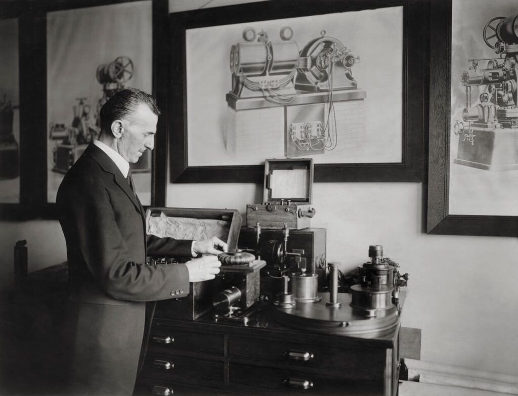 Image for Prvi telefonski koncert u čast Nikole Tesle u Beogradu