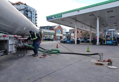 Image for BLISKI ISTOK: Nafta opet iznad 100 dolara po barelu