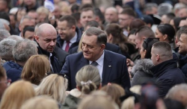 Image for Dodik osuđen na godinu dana zatvora