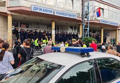 Image for Skup građana ispred DUNP-a