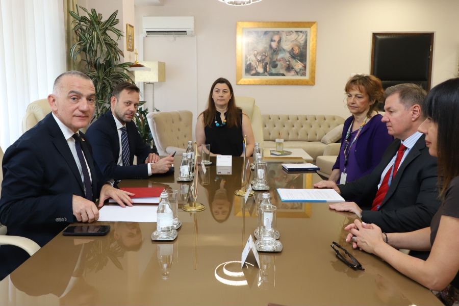 Image for Evropski standardi su ključni