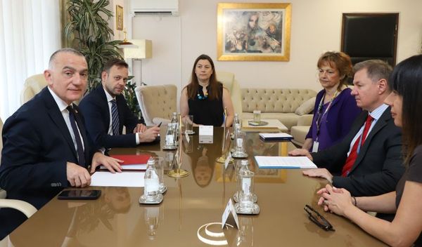 Image for Evropski standardi su ključni