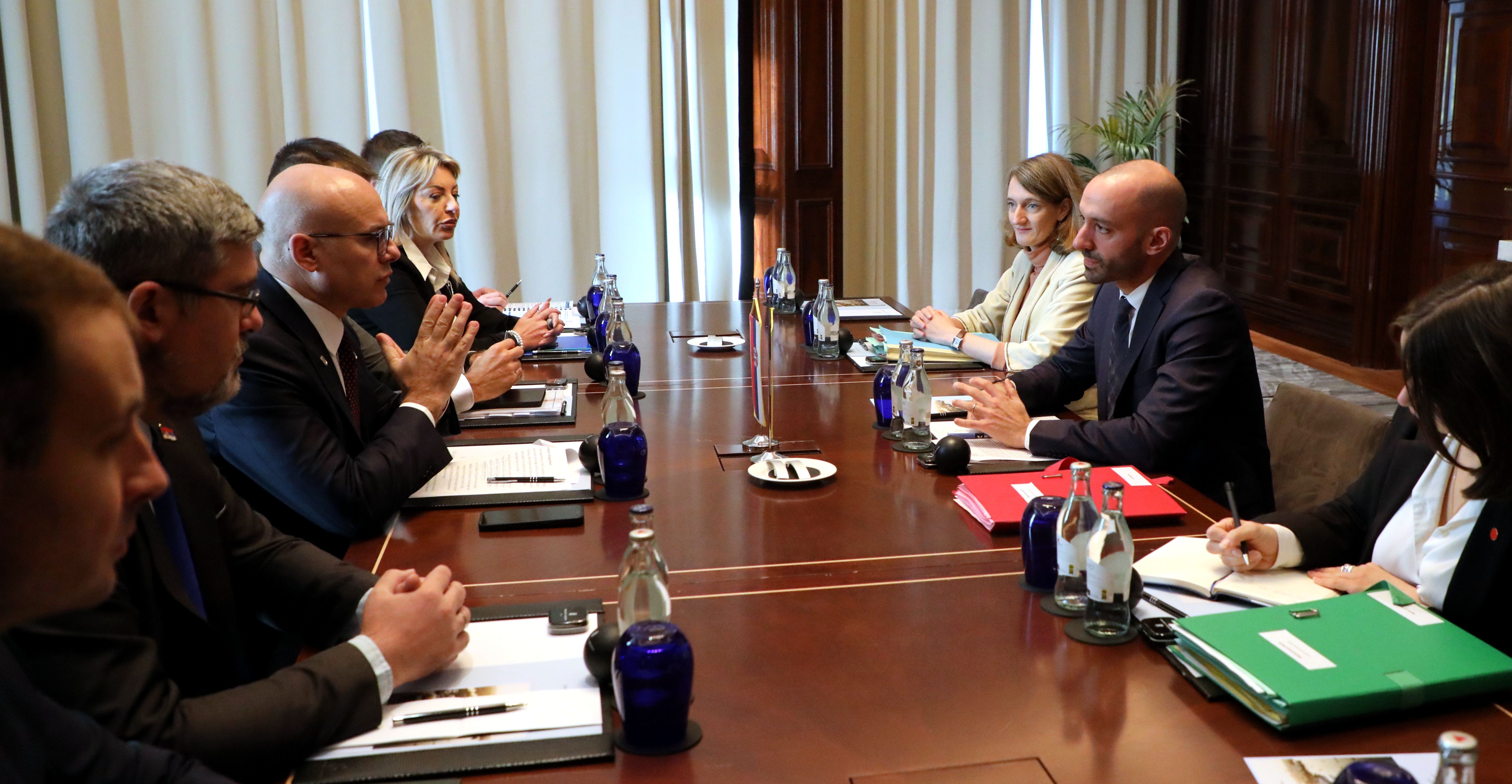 Slika premijera i hadada 