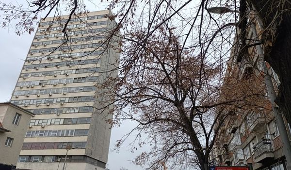 Image for Oblačno i natprosečno toplo