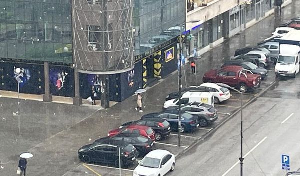 Image for Oblačno i hladno, sneg na jugu