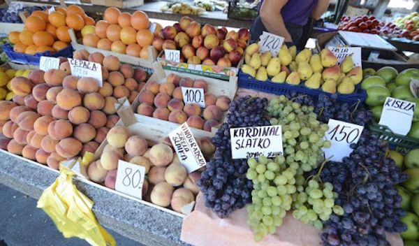 Ultra-prerađena hrana, uključujući bezalkoholna pića i upakovane grickalice poput čipsa ili keksa, napravljena, kao i cigarete, da podstakne zavisnost i potrošnju