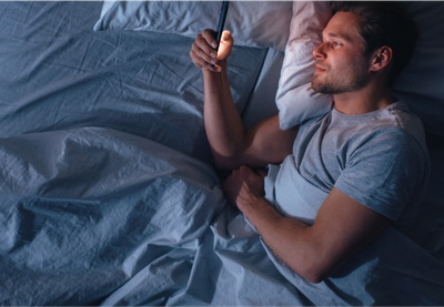 Image for Kako korišćenje mobilnog telefona utiče na san?