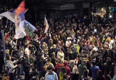 Image for Društvo se ne gradi rušenjem