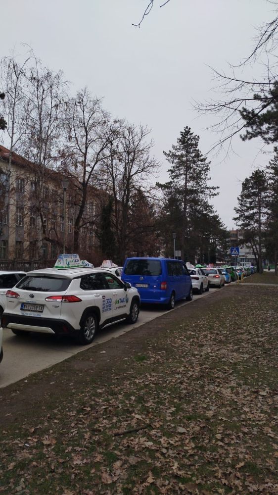 Image for Taksi stiže po studente