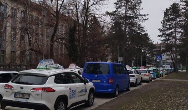 Image for Taksi stiže po studente