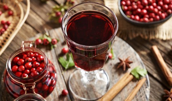 Image for Najmoćnija biljka na svetu u Srbiji raste kao korov: Sirup od nje je pravi spas za srce