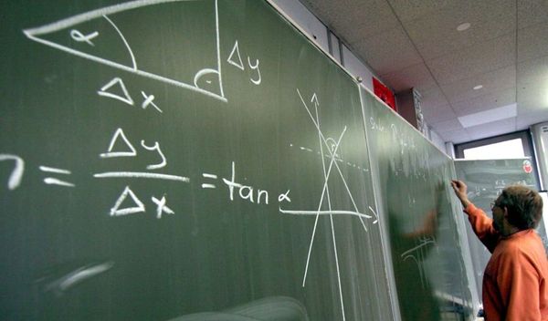 Image for Direktori škola krše propise