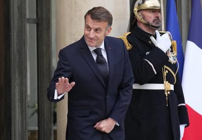 Image for Makron zapretio Kini carinskim merama