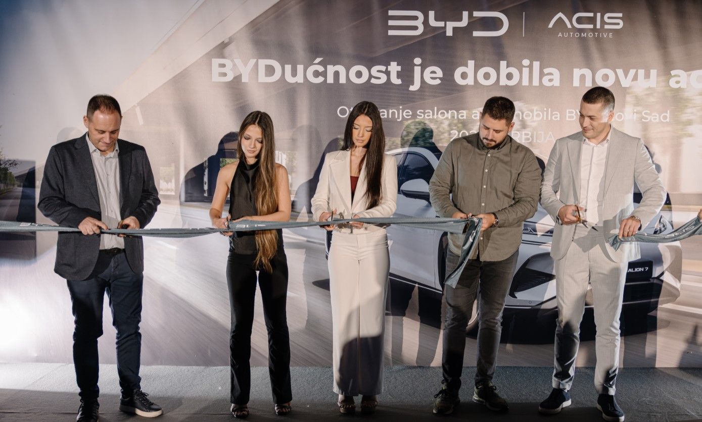 Novi, moderno opremljen prodajno-servisni salon kupcima iz Novog Sada i okoline omogućiće bržu, pristupačniju i kvalitetniju uslugu