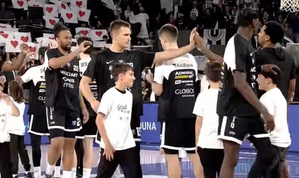 Image for Partizan pobedio Kluž u Rumuniji