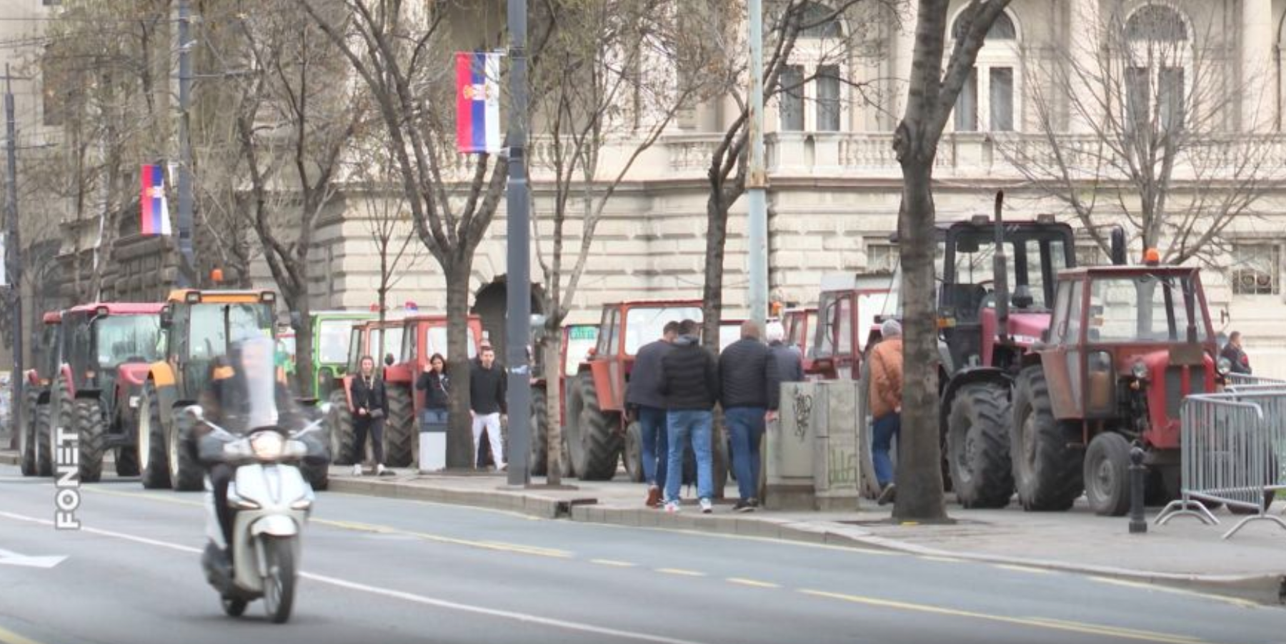 Image for Traktori u centru grada