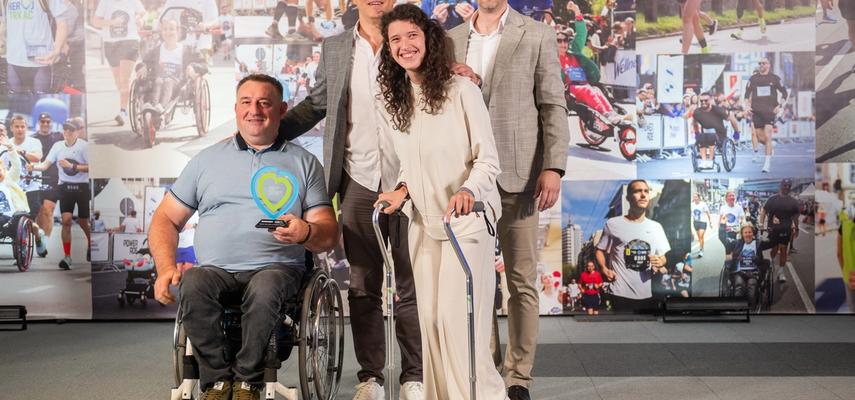 Heroji koje danas slavimo pokazali su da najveća snaga nije u tome koliko brzo trčimo, već koliko daleko smo spremni da idemo jedni za druge", rekao je direktor Beogradskog maratona Darko Habuš