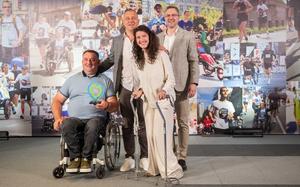 Heroji koje danas slavimo pokazali su da najveća snaga nije u tome koliko brzo trčimo, već koliko daleko smo spremni da idemo jedni za druge", rekao je direktor Beogradskog maratona Darko Habuš