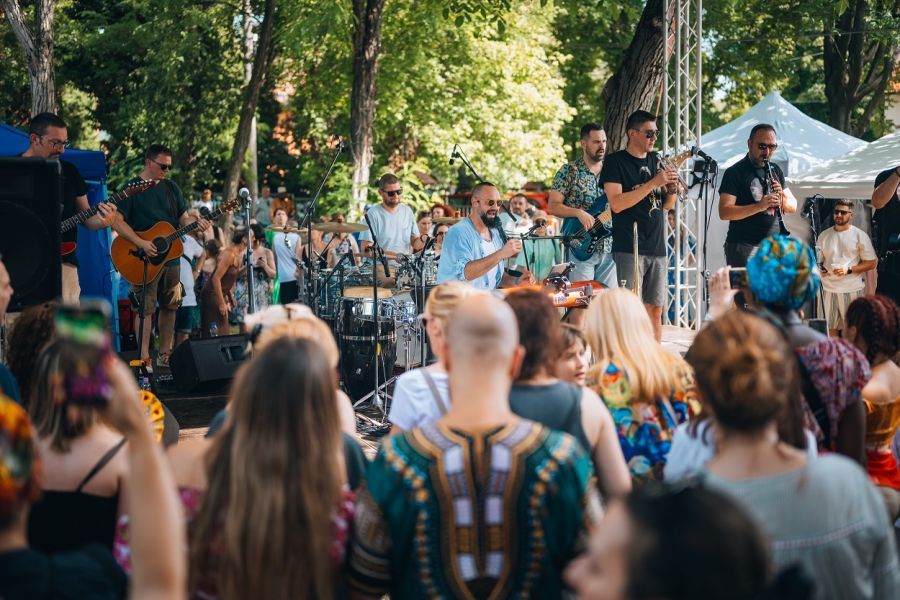 Image for Humanitarni događaj u bašti