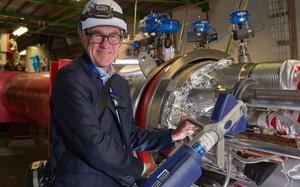 Direktor CERN-a Mark Tomson posetio je tunel povodom početka radova