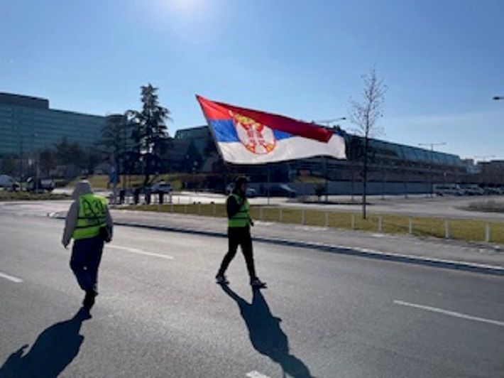 Image for Kolona kod opštine Novi Beograd
