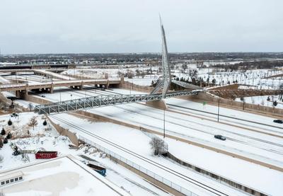 Image for Oko 12.000 letova otkazano širom SAD zbog snežne oluje