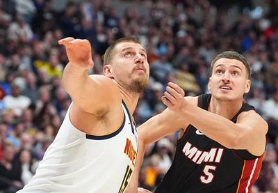 Image for Nestvaran tripl-dabl Jokića u pobedi protiv Majamija (video)