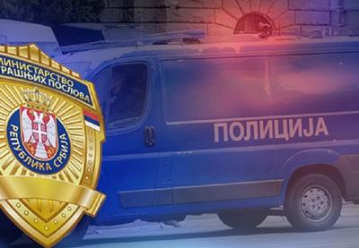 Image for Vozilo uletelo u kafić