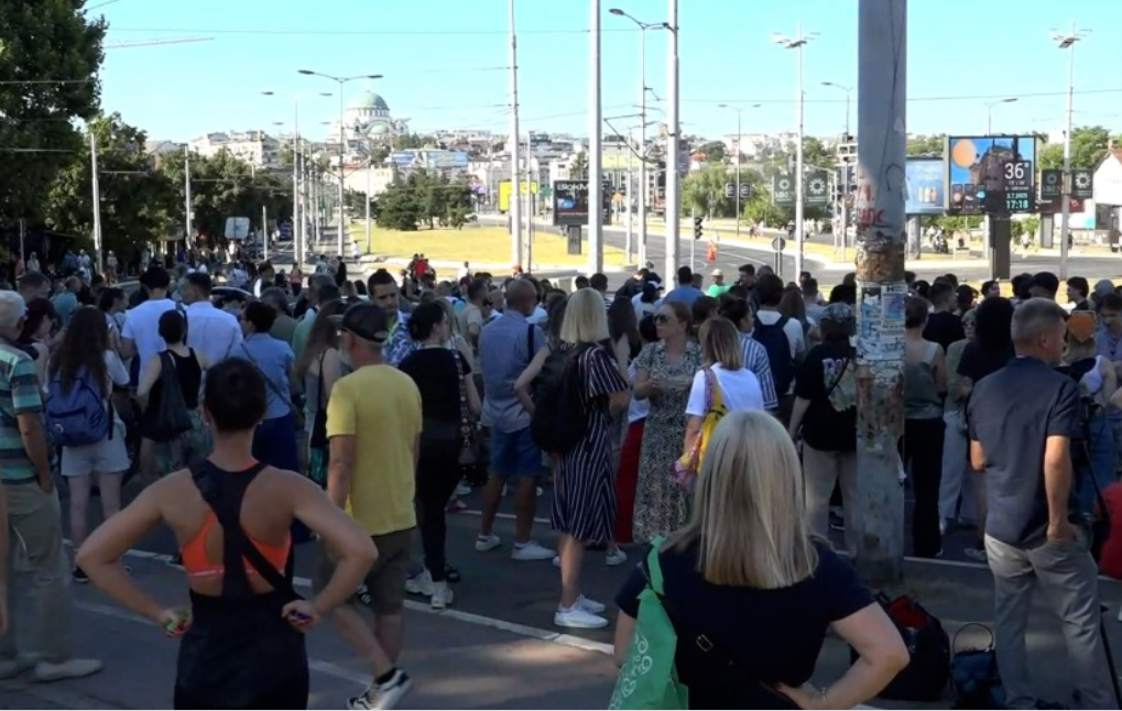 Image for Blokirana Autokomanda