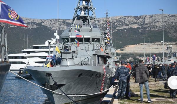 Image for Vojni brod od 13 miliona evra