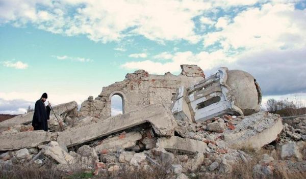 U nasilju Albanaca 17. marta 2004. godine etnički je očišćeno šest gradova i devet sela, a domove je napustilo više od 4.000 Srba