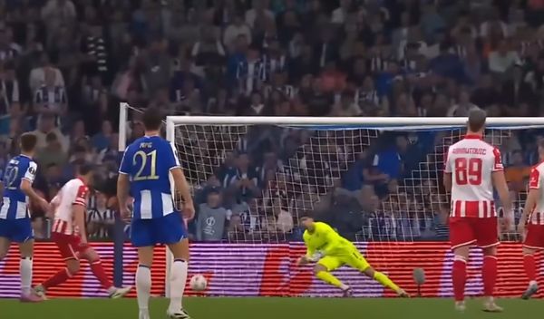 Image for Fudbaleri Zvezde izgubili od Porta golom u završnici utakmice (video)