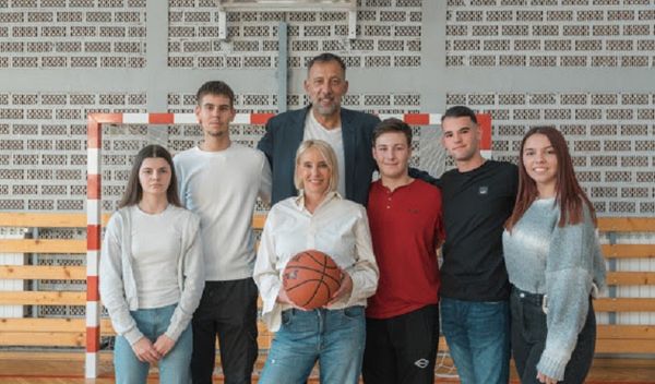 Image for Donirao 2,5 miliona dolara