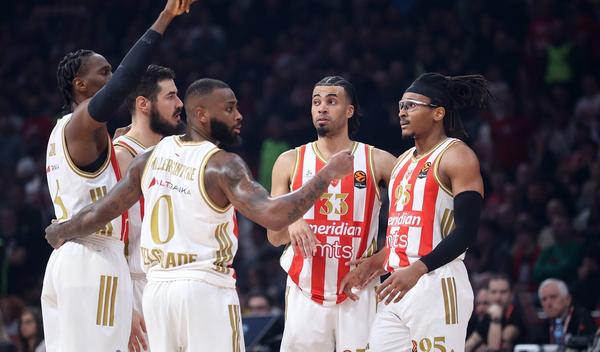 Image for Zvezda na krilima Batlera savladala Efes u Areni