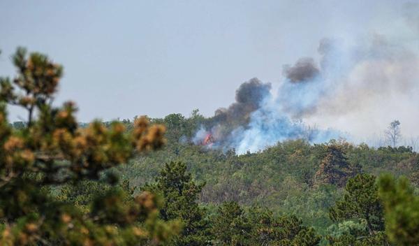 Image for Iljušin pomaže, vatra ne odustaje