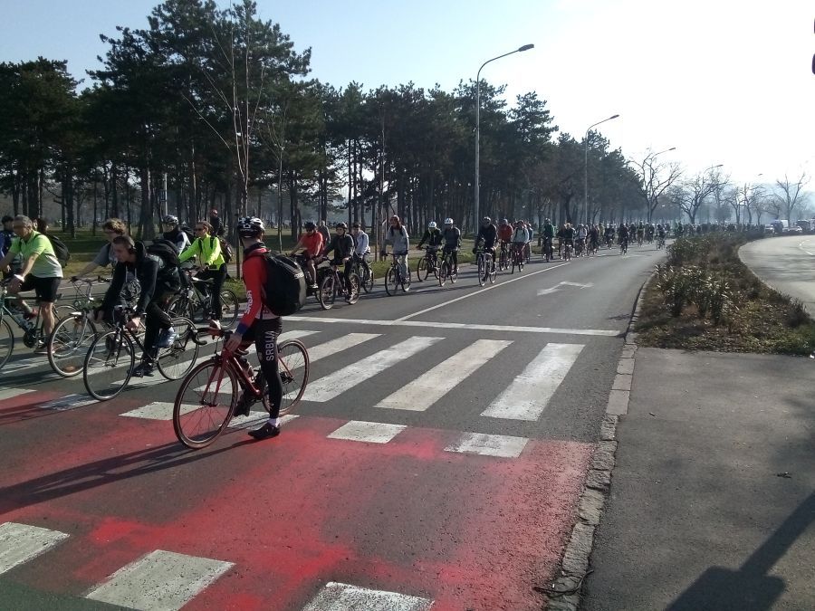 Image for Biciklisti krenuli sa Ušća