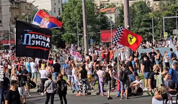 Image for Kolone i dalje ka Slaviji