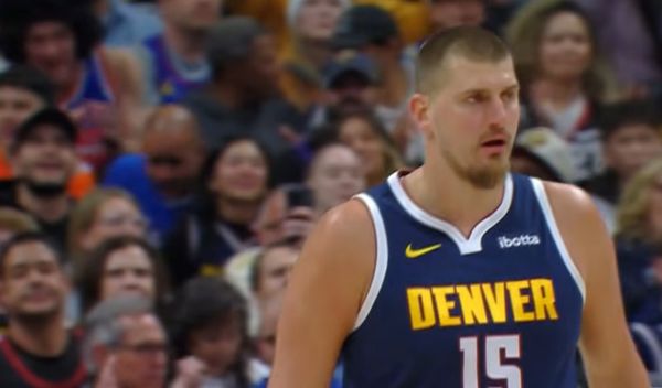 Image for Jokić ušao u istoriju, četvrti tripl-dabl zaredom (video)