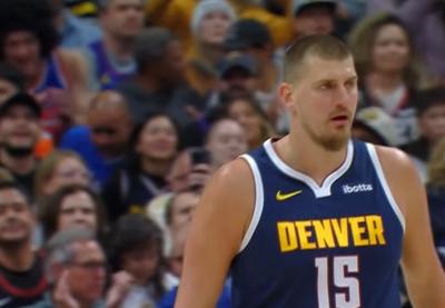 Image for Jokić ušao u istoriju, četvrti tripl-dabl zaredom (video)