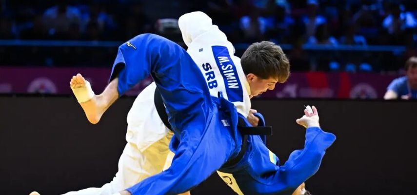 Simin je doneo drugu medalju Srbiji na SP u Bakuu, pošto je juče Marica Perišić osvojila bronzu u kategoriji do 57 kilograma