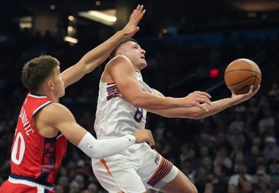 Image for Bogdanović postigao 12 poena u porazu Los Anđeles Klipersa od Finiksa